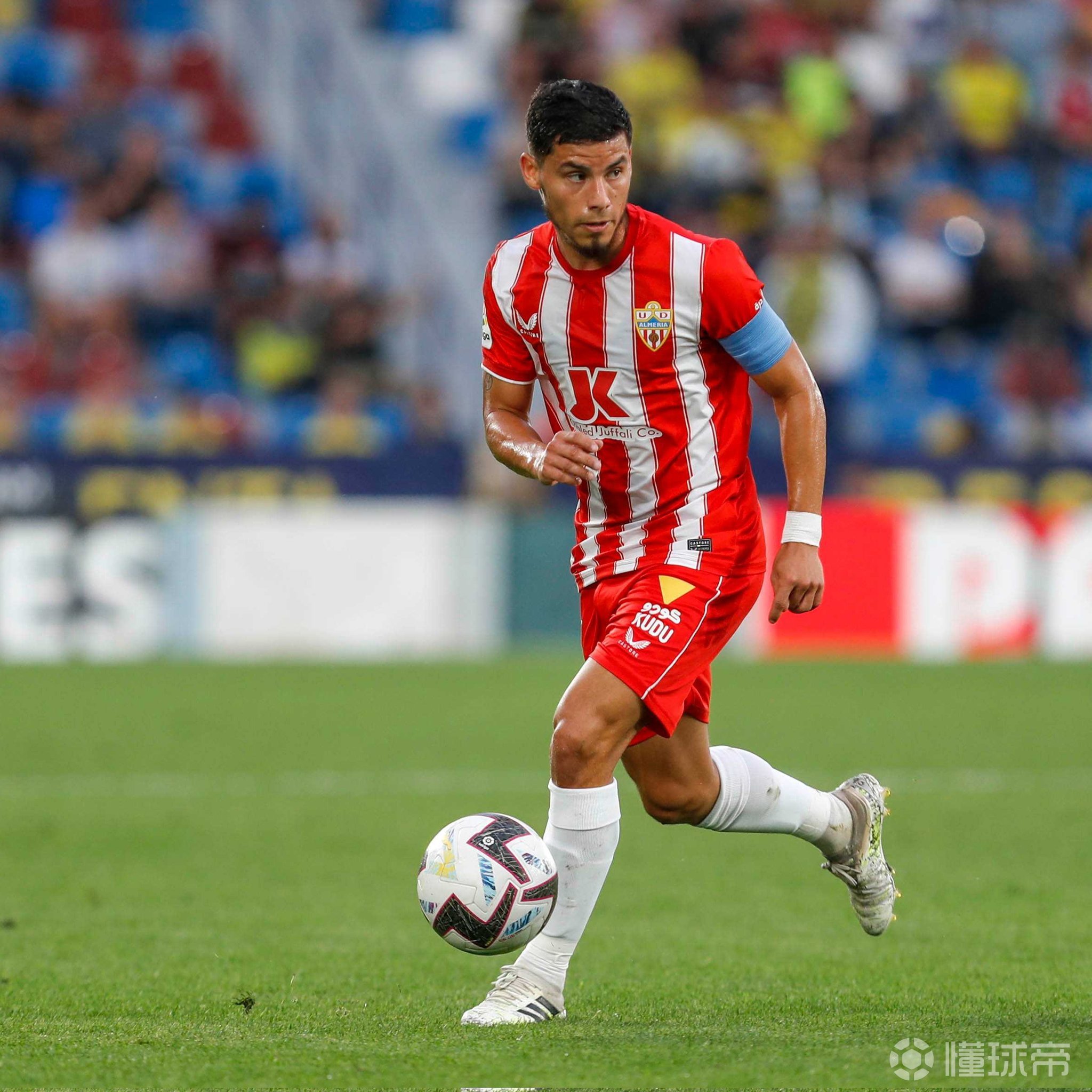 包含阿尔梅里亚客场险胜，豪取宝贵三分的词条