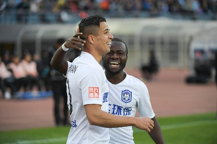 包含天津泰达战平大连一方，实力尚需提升短板仍须补充的词条