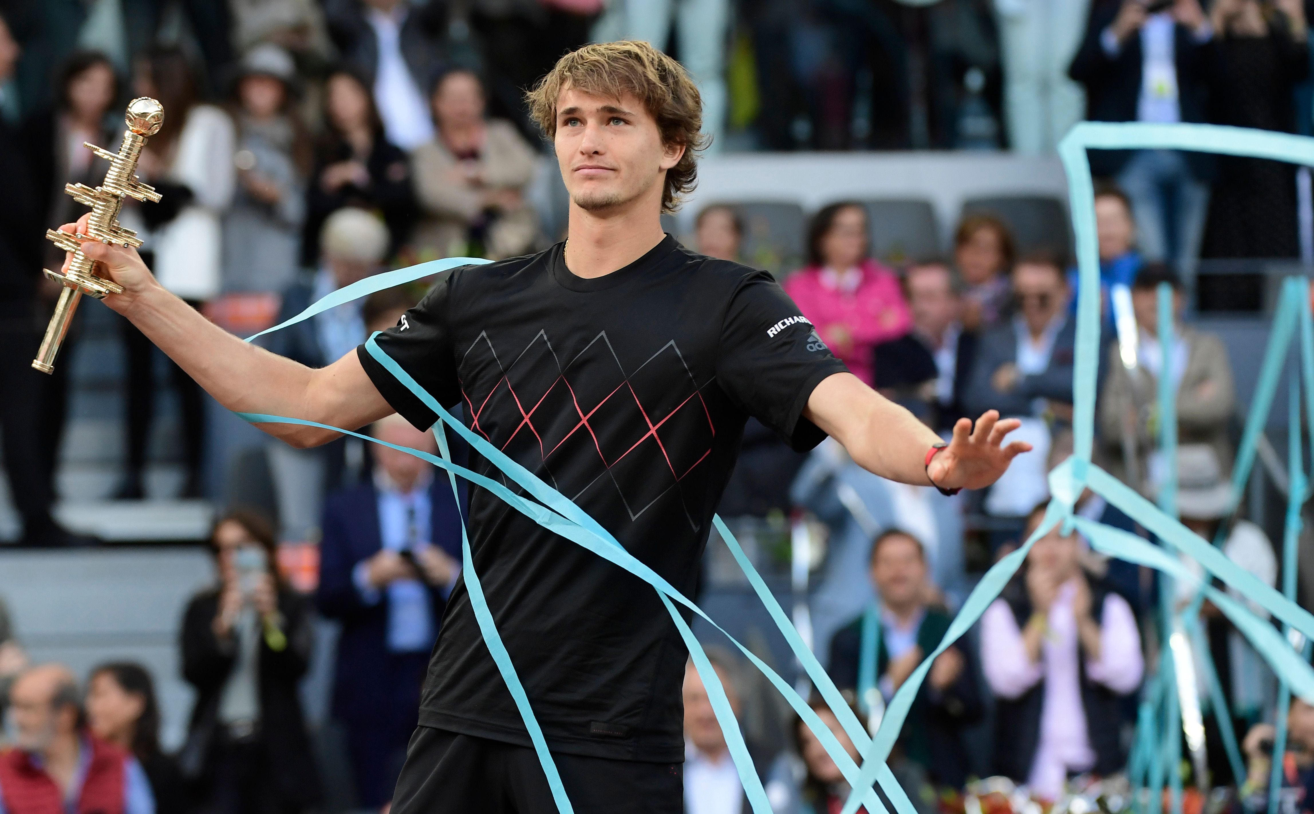 包含德国网球队鏖战西班牙网球队,兹维列夫高光表现的词条 包含德国网球队鏖战西班牙网球队,兹维列夫高光表现的词条