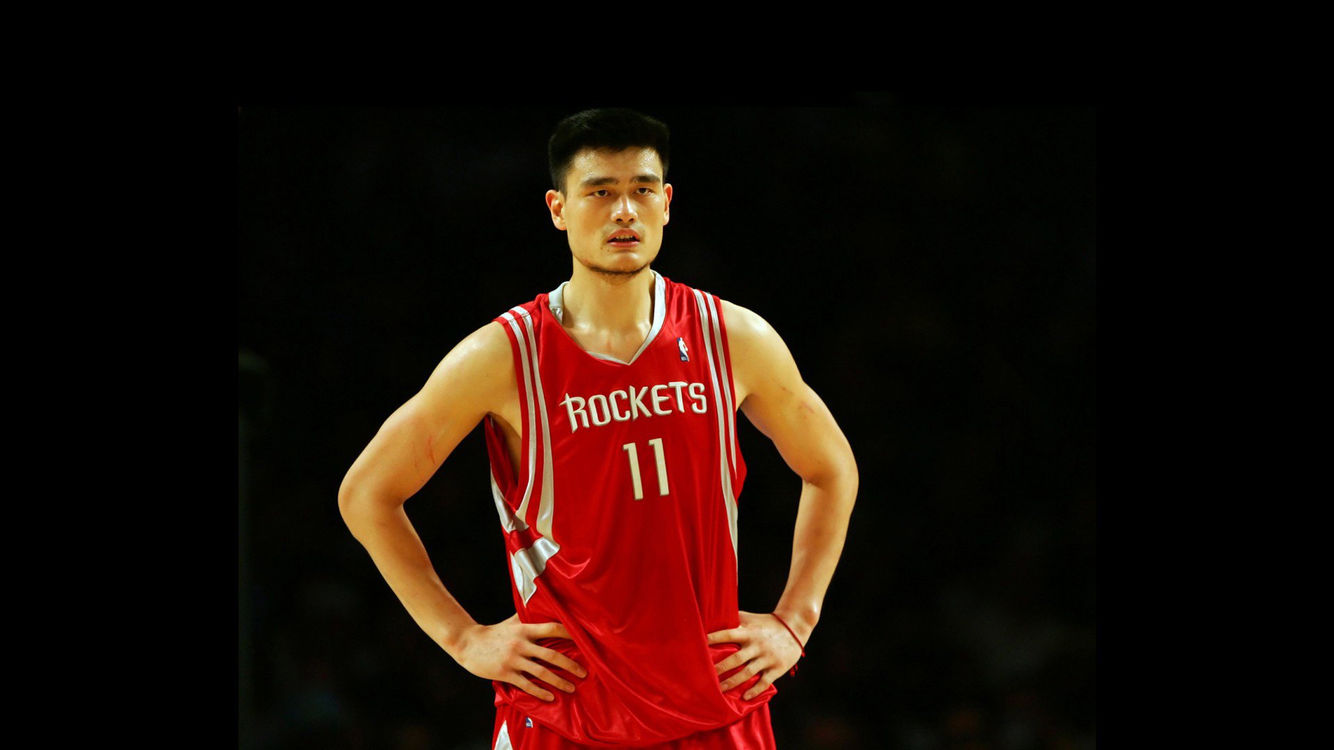 达拉斯之夜的悖论,当塔图姆的压哨三分终结了唯一,NBA中国赛却让唯一在无数颗心中再生